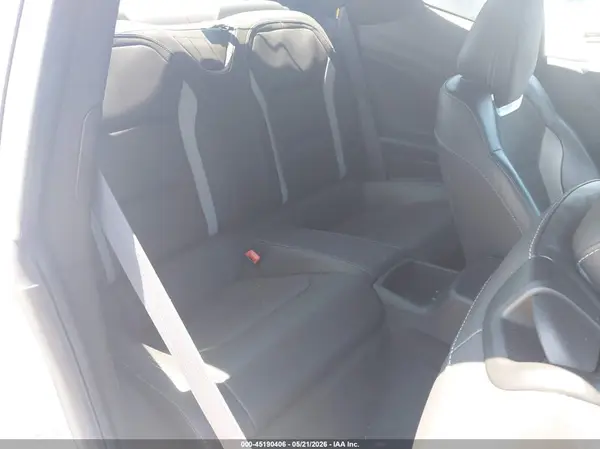 1G1FE1R72J0118742 2018 CHEVROLET CAMARO - Image 8