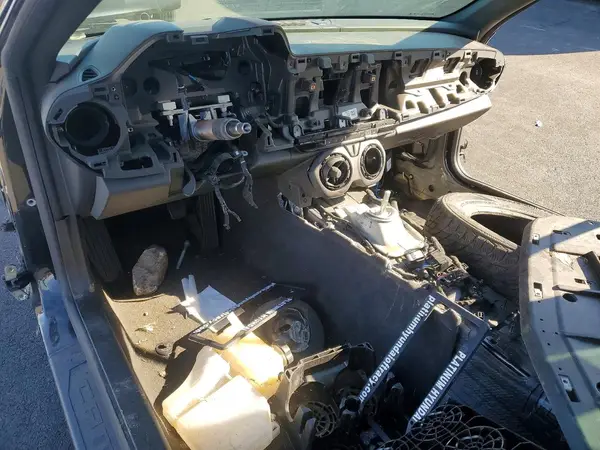 1G1FE1R72J0154866 2018 CHEVROLET CAMARO - Image 8