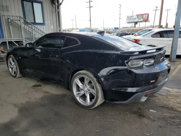 1G1FE1R72K0111422 2019 CHEVROLET CAMARO - Image 2