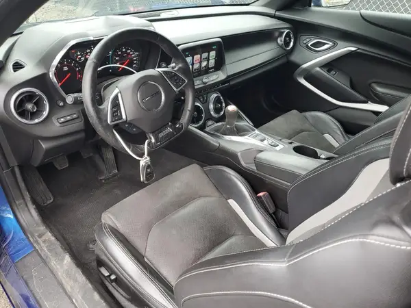 1G1FE1R73H0209240 2017 CHEVROLET CAMARO - Image 8