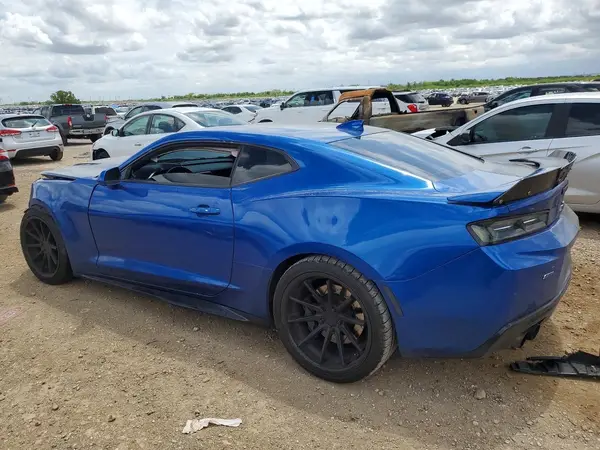 1G1FE1R73J0165990 2018 CHEVROLET CAMARO - Image 2