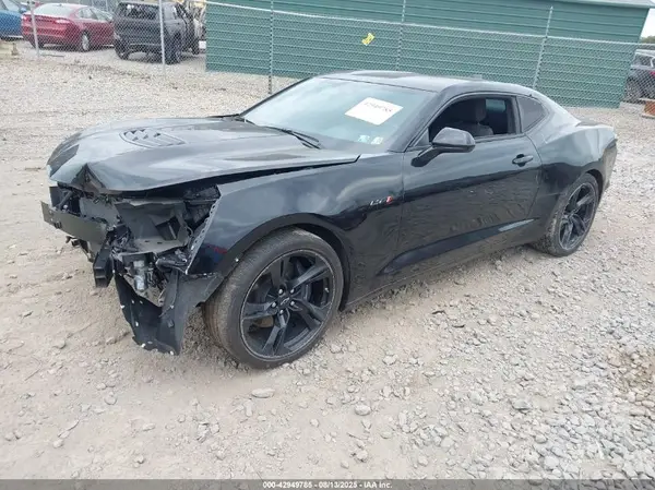 1G1FE1R73M0100948 2021 CHEVROLET CAMARO - Image 2