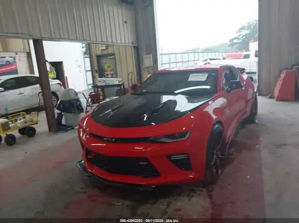 1G1FE1R74J0105698 2018 CHEVROLET CAMARO - Image 2