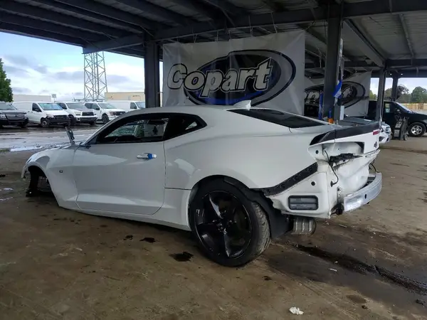 1G1FE1R74J0113378 2018 CHEVROLET CAMARO - Image 2