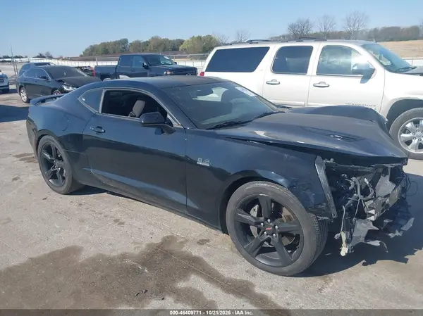 1G1FE1R74J0119598 2018 CHEVROLET CAMARO - Image 1