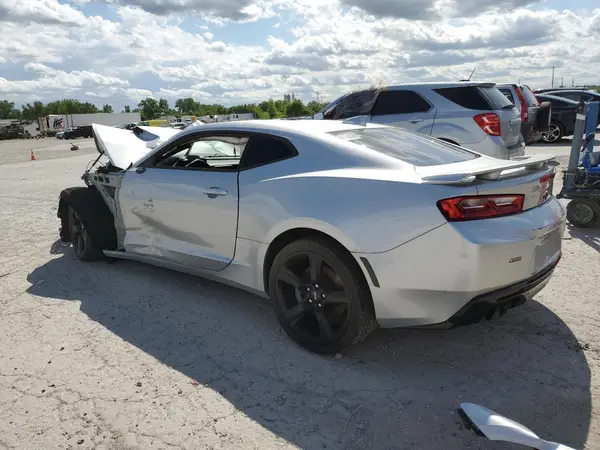1G1FE1R75J0104155 2018 CHEVROLET CAMARO - Image 2