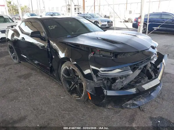 1G1FE1R75J0105077 2018 CHEVROLET CAMARO - Image 1