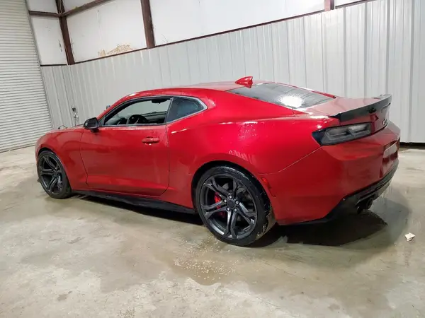 1G1FE1R75J0172780 2018 CHEVROLET CAMARO - Image 2