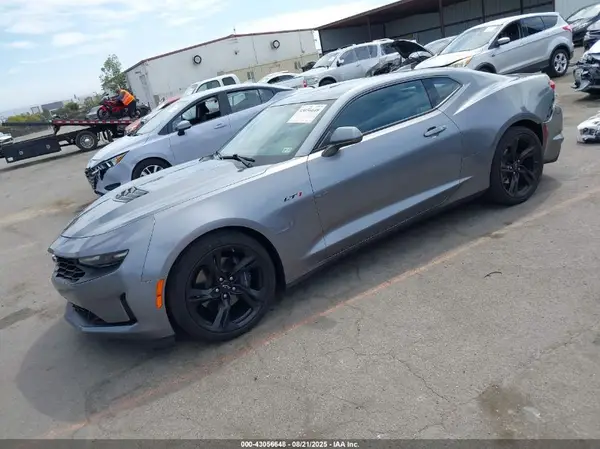 1G1FE1R75N0103657 2022 CHEVROLET CAMARO - Image 2
