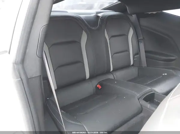 1G1FE1R76H0178811 2017 CHEVROLET CAMARO - Image 8