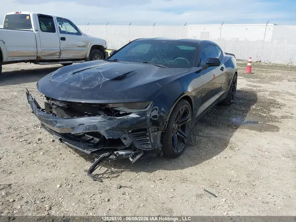 1G1FE1R76J0113026 2018 CHEVROLET CAMARO - Image 2