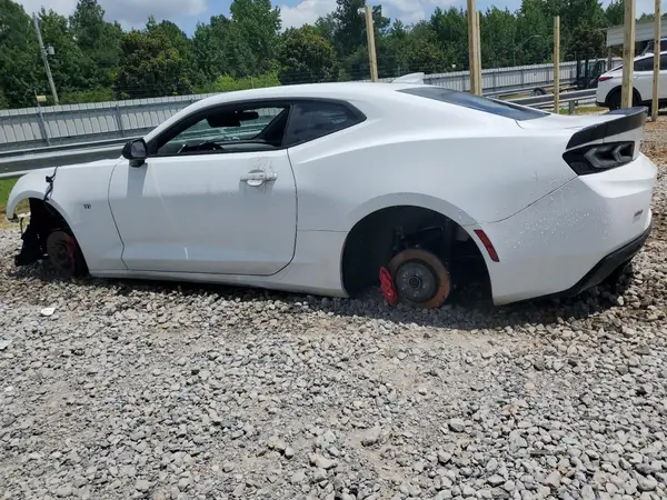 1G1FE1R76J0132546 2018 CHEVROLET CAMARO - Image 2