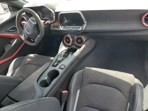 1G1FE1R76J0132546 2018 CHEVROLET CAMARO - Image 8
