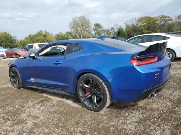 1G1FE1R77H0168465 2017 CHEVROLET CAMARO - Image 2