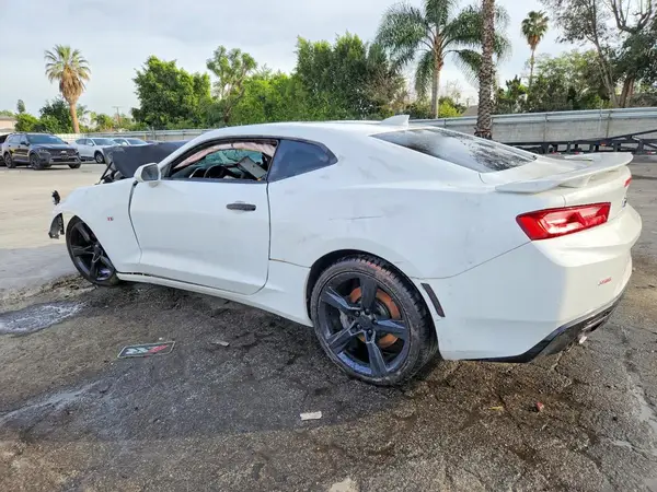 1G1FE1R77H0191759 2017 CHEVROLET CAMARO - Image 2