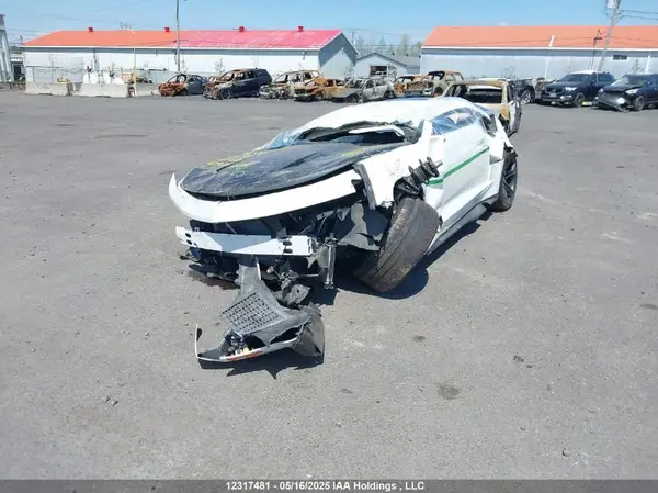 1G1FE1R77J0132233 2018 CHEVROLET CAMARO - Image 2