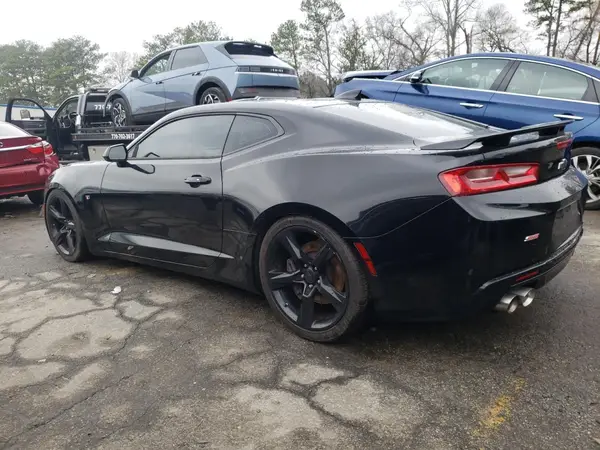 1G1FE1R77J0138033 2018 CHEVROLET CAMARO - Image 2