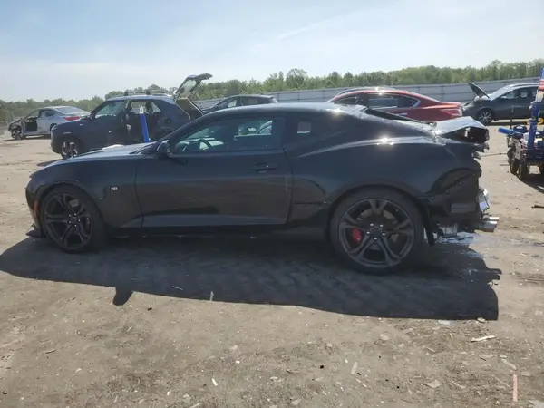 1G1FE1R77J0158072 2018 CHEVROLET CAMARO - Image 2
