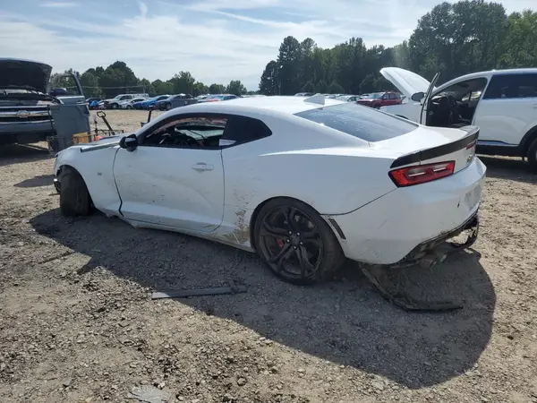 1G1FE1R78H0162318 2017 CHEVROLET CAMARO - Image 2