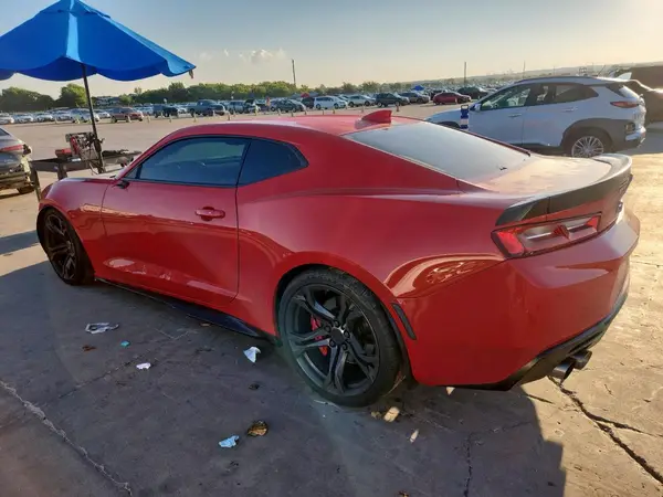 1G1FE1R78H0167437 2017 CHEVROLET CAMARO - Image 2