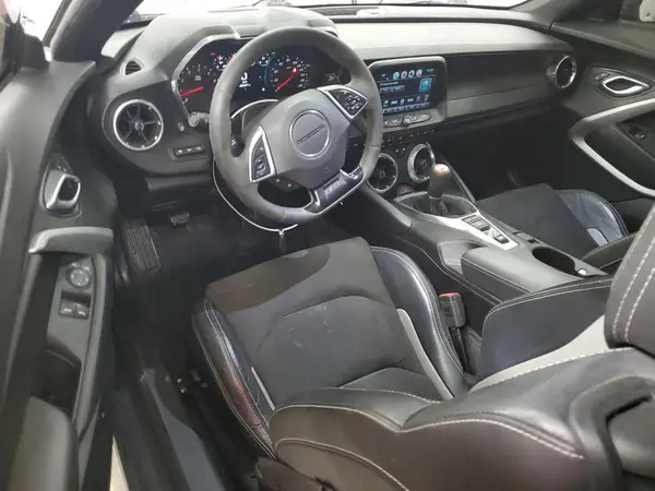 1G1FE1R78H0182598 2017 CHEVROLET CAMARO - Image 8