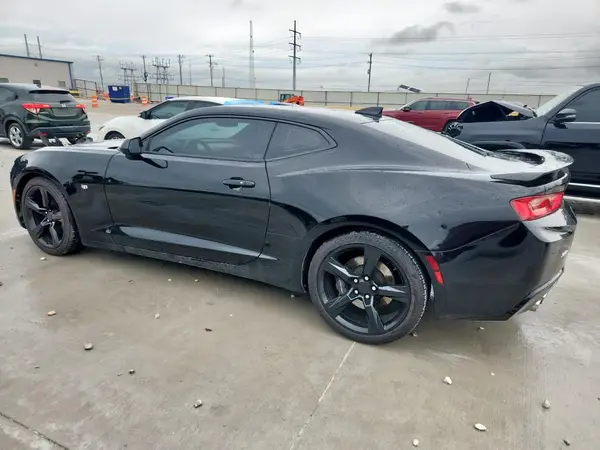 1G1FE1R78H0213283 2017 CHEVROLET CAMARO - Image 2