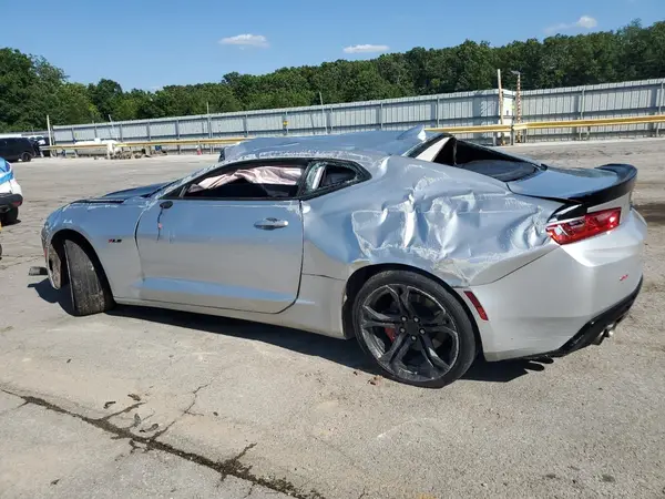 1G1FE1R78J0114436 2018 CHEVROLET CAMARO - Image 2