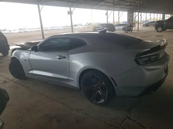 1G1FE1R78J0116283 2018 CHEVROLET CAMARO - Image 2