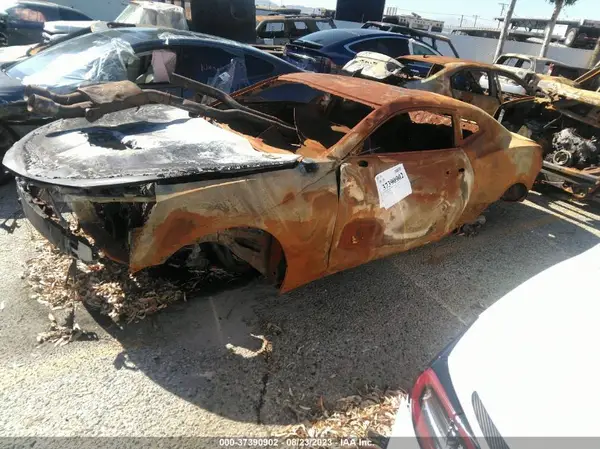 1G1FE1R78L0104573 2020 CHEVROLET CAMARO - Image 2