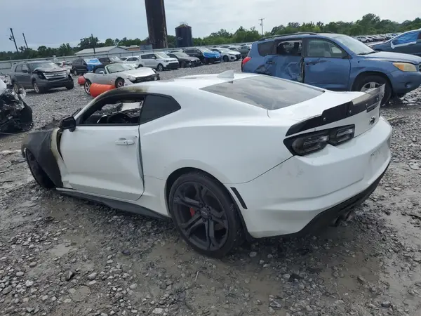 1G1FE1R78M0141835 2021 CHEVROLET CAMARO - Image 2