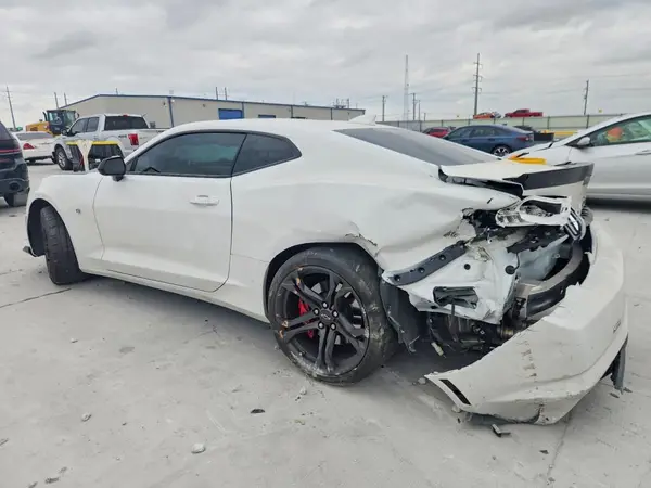 1G1FE1R78N0123367 2022 CHEVROLET CAMARO - Image 2