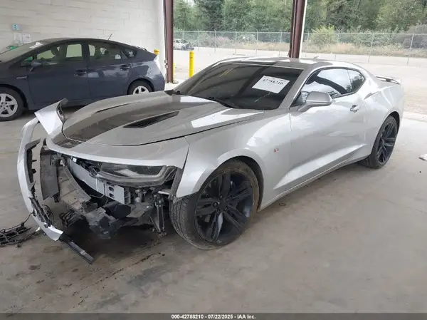 1G1FE1R79H0115122 2017 CHEVROLET CAMARO - Image 2