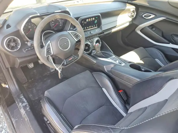 1G1FE1R79J0157148 2018 CHEVROLET CAMARO - Image 8