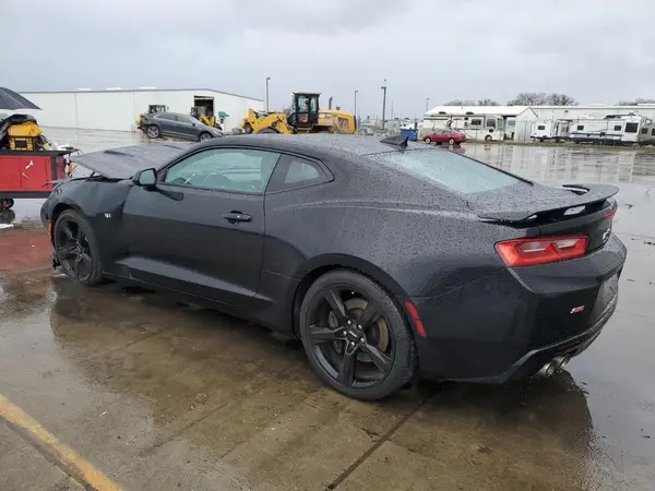 1G1FE1R7XH0128087 2017 CHEVROLET CAMARO - Image 2