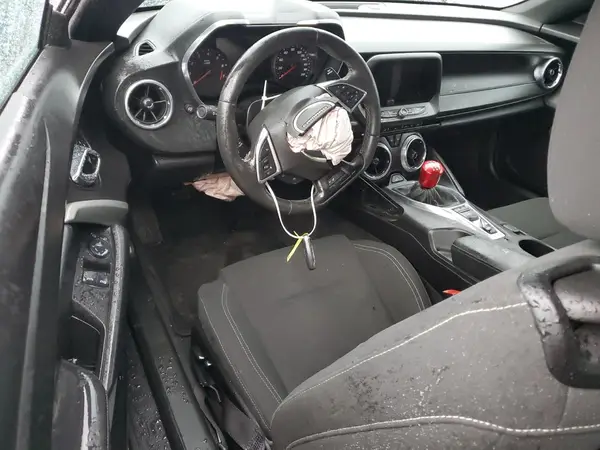 1G1FE1R7XH0128087 2017 CHEVROLET CAMARO - Image 8