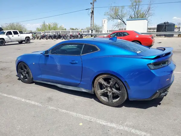 1G1FE1R7XH0212958 2017 CHEVROLET CAMARO - Image 2