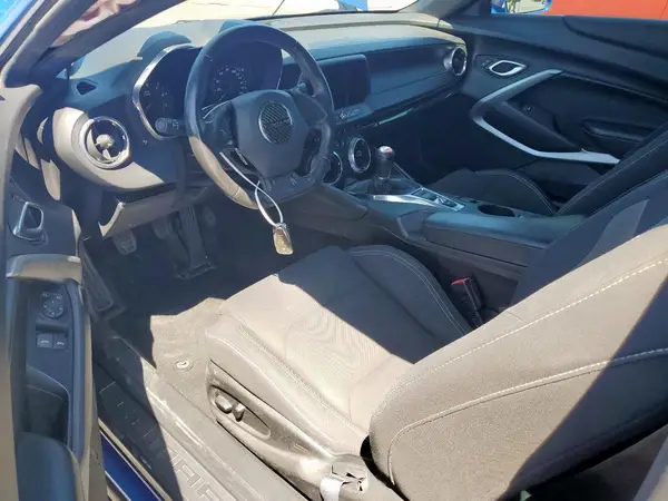 1G1FE1R7XH0212958 2017 CHEVROLET CAMARO - Image 8