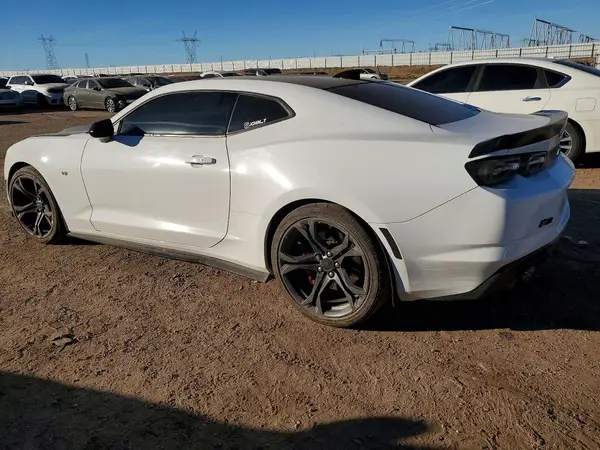 1G1FE1R7XK0146001 2019 CHEVROLET CAMARO - Image 2