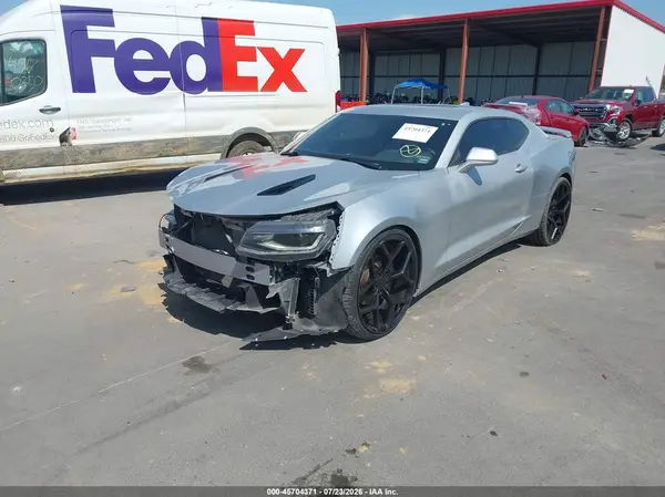1G1FF1R71J0121175 2018 CHEVROLET CAMARO - Image 2