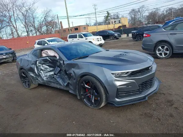 1G1FF1R73M0103992 2021 CHEVROLET CAMARO - Image 1