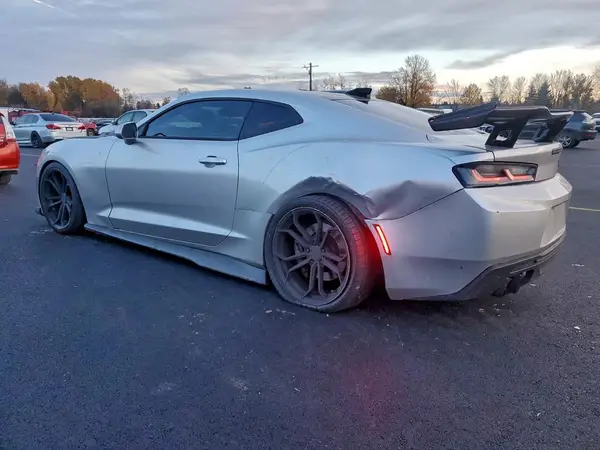1G1FF1R74J0176557 2018 CHEVROLET CAMARO - Image 2