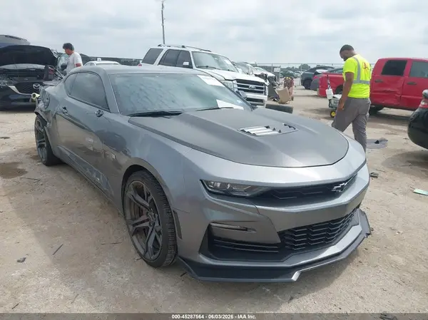 1G1FF1R74M0131879 2021 CHEVROLET CAMARO - Image 1