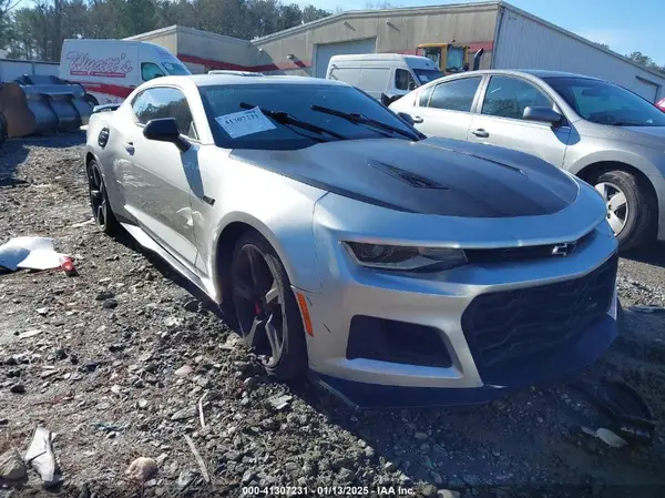 1G1FF1R75J0151327 2018 CHEVROLET CAMARO - Image 1