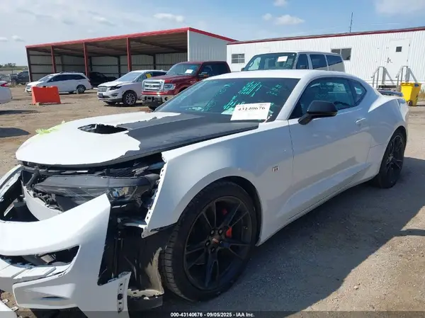 1G1FF1R75P0105022 2023 CHEVROLET CAMARO - Image 2