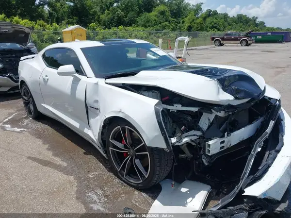 1G1FF1R79P0138105 2023 CHEVROLET CAMARO - Image 1