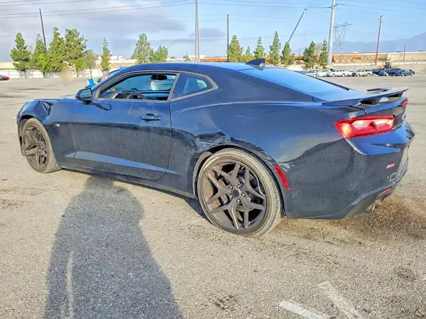 1G1FF1R7XH0140107 2017 CHEVROLET CAMARO - Image 2