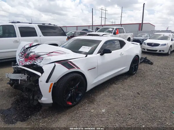 1G1FF1R7XJ0125029 2018 CHEVROLET CAMARO - Image 2
