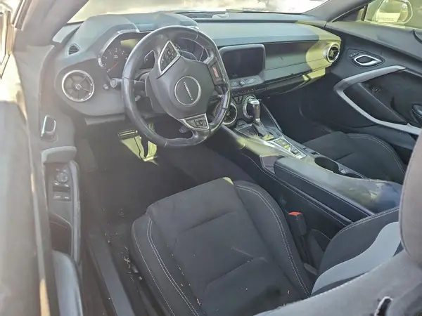 1G1FF3D72J0169240 2018 CHEVROLET CAMARO - Image 8
