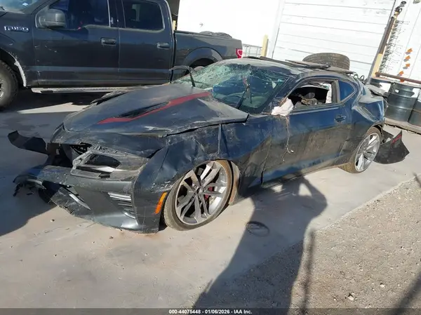 1G1FG1R71H0134919 2017 CHEVROLET CAMARO - Image 2