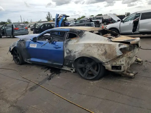 1G1FG1R71J0165187 2018 CHEVROLET CAMARO - Image 2